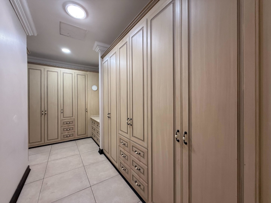 4 Bedroom Property for Sale in WestLake Country Safari Estate North West